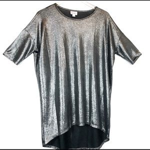 Lularoe Sz m silver metallic top shirt short sleeves